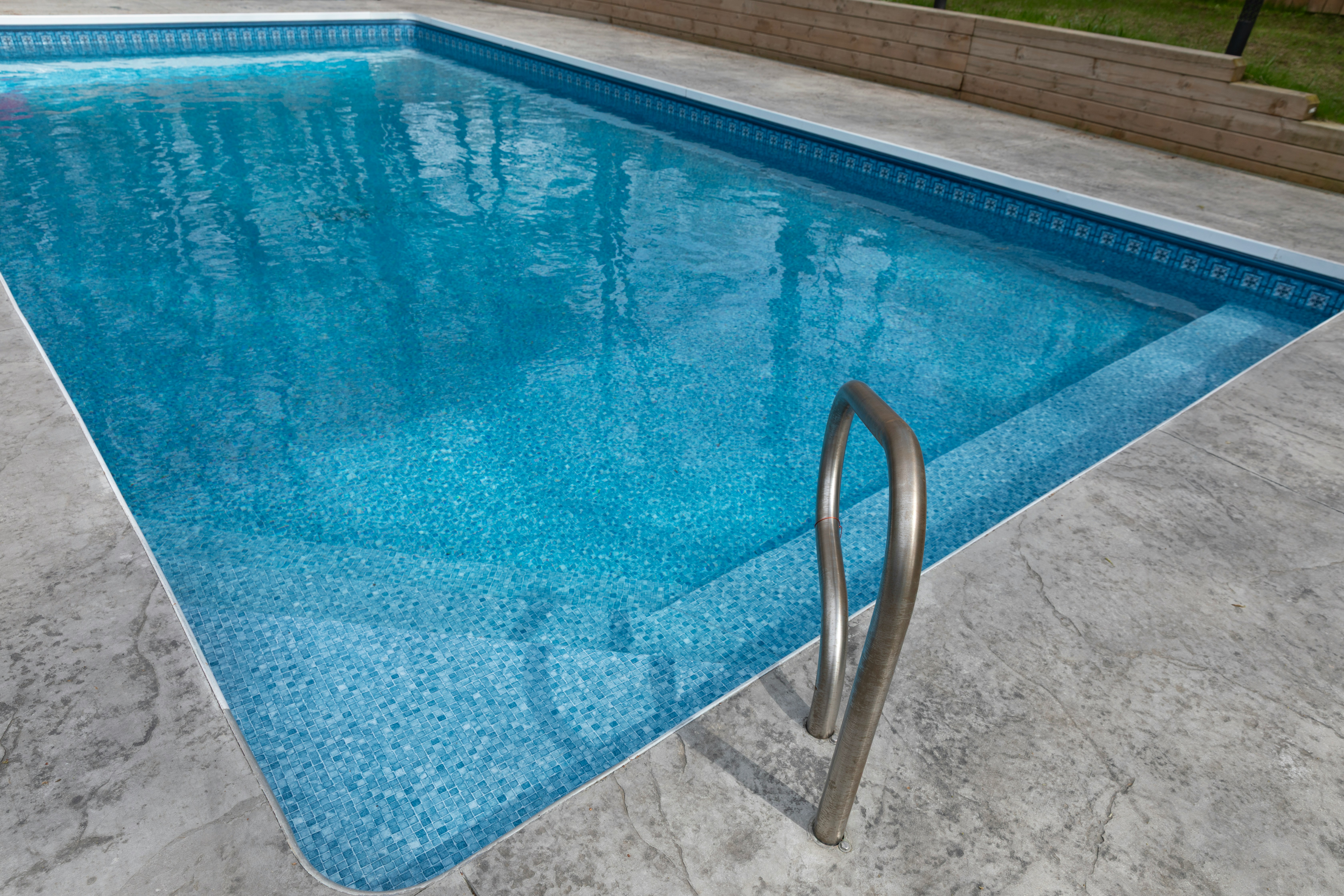 Pool Deck concrete installation in Orlando